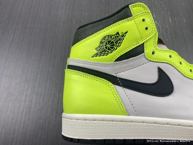 Official Maikesneakers 1 OG High Volt Jordan Air 555088-702 0729